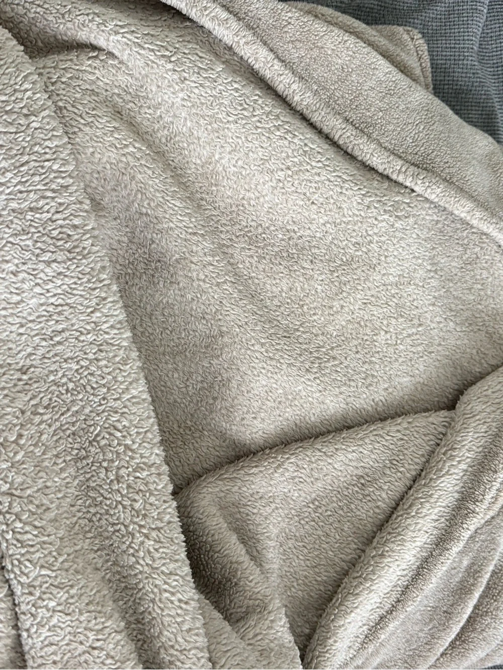 Queen Size Ultra Soft Plush Blanket 60” x 80” Beige Taupe Cozy Throw